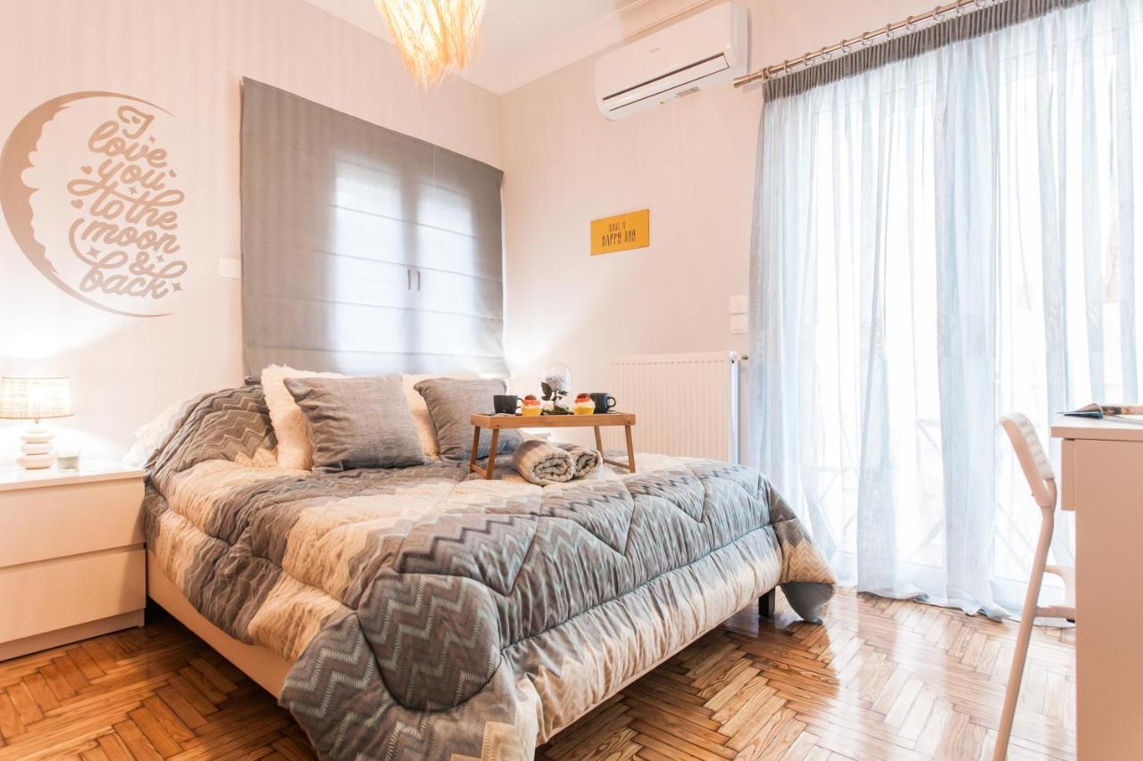Luxury Seaside Apartment Next To Starbucks Opossite The Beach Park Of Flisvos Athènes Extérieur photo