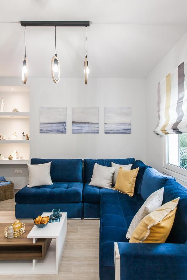 Luxury Seaside Apartment Next To Starbucks Opossite The Beach Park Of Flisvos Athènes Extérieur photo